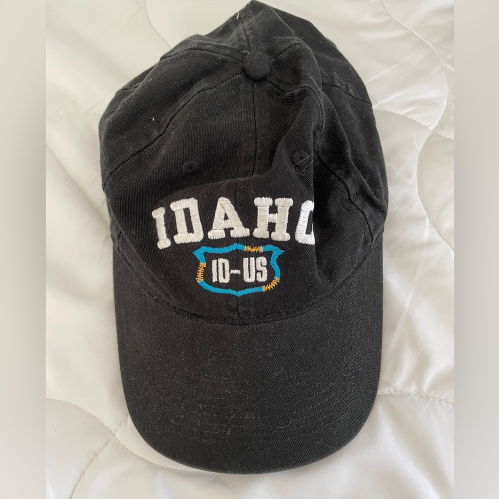 Navy blue Idaho hat